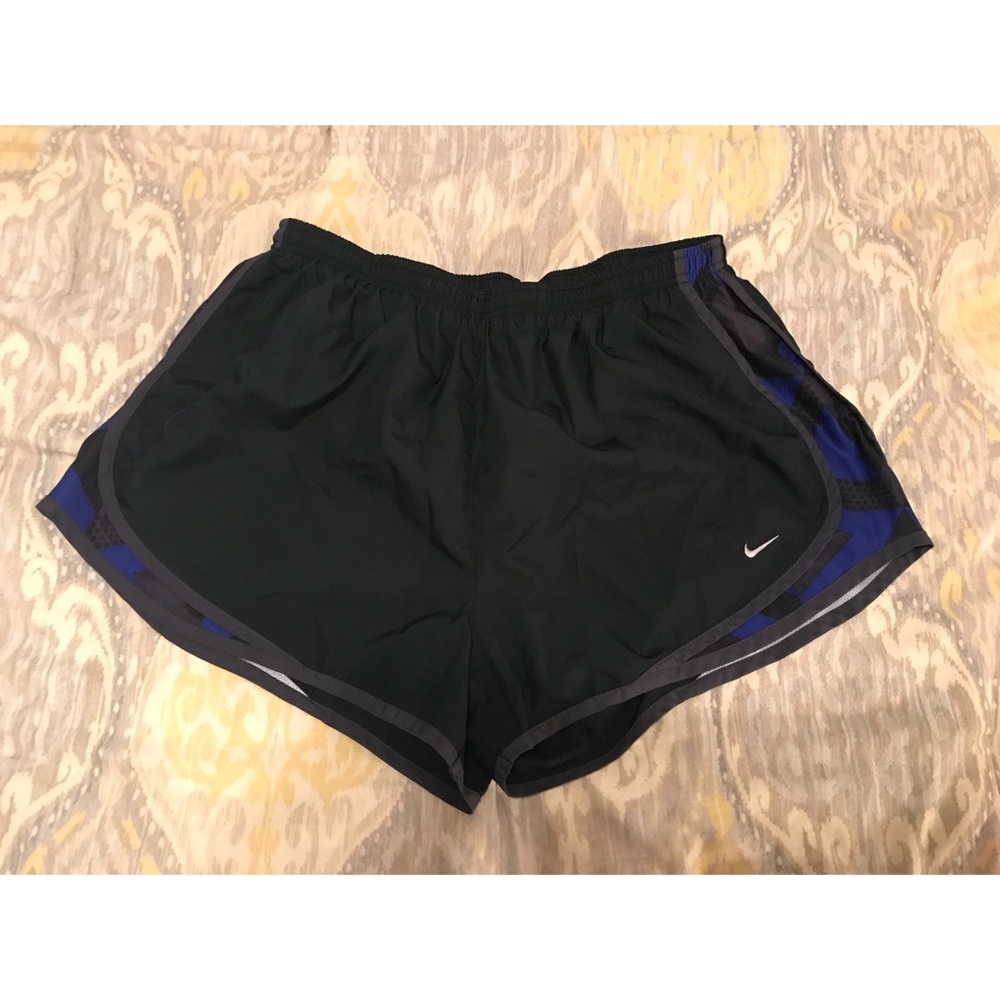 Nike Shorts size X-Large